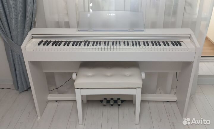 Цифровое пианино casio privia px770 и стул