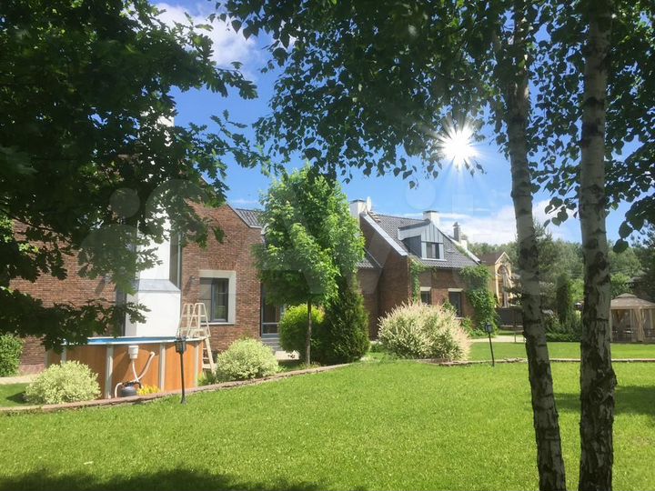 Коттедж 450 м² на участке 27 сот.