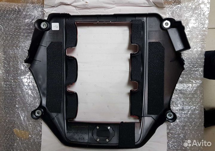 Крышка двигателя верхняя Nissan GT-R R35 Nismo