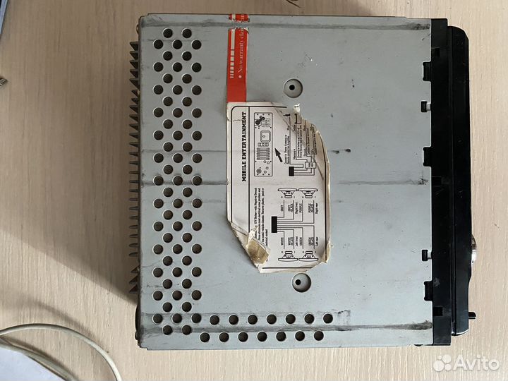 Продаю две магнитолы