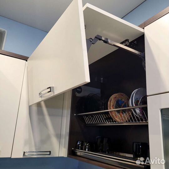 Кухня бу в хорошем состоянии