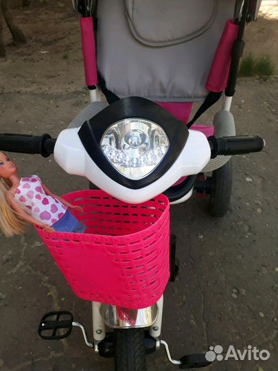 Детский велосипед с ручкой