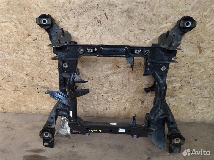 Подрамник передний Jeep Grand Cherokee WK2