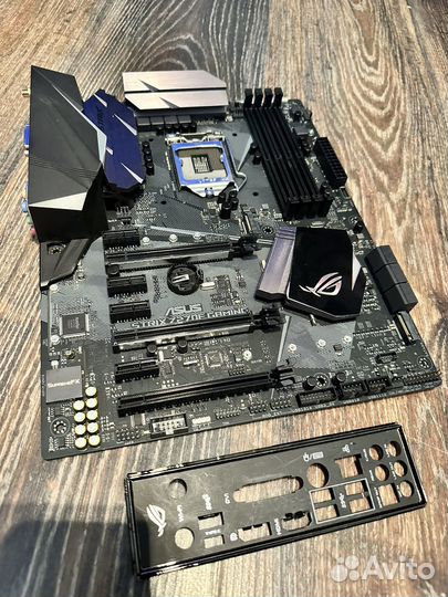 Материнская плата asus ROG strix Z-270E Gaming