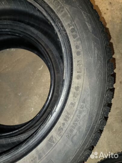 Покрышки зимние шипованые 205/60R16