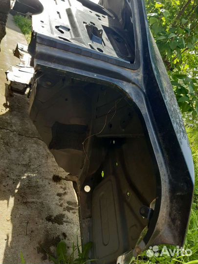 Крыло тойота королла 180