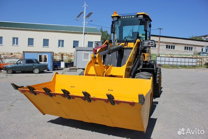 Фронтальный погрузчик Redstar ZL25S, 2023