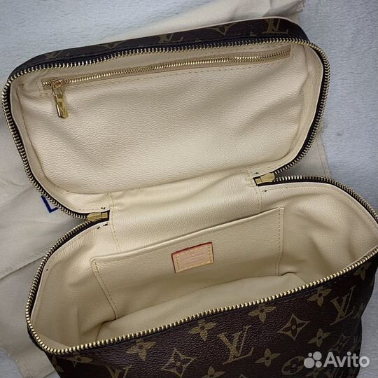 Косметичка Louis Vuitton Nice BB