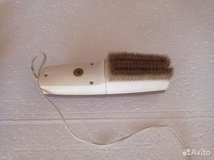 Пылесос (Электрощетка) Ветерок-3 (СССР)