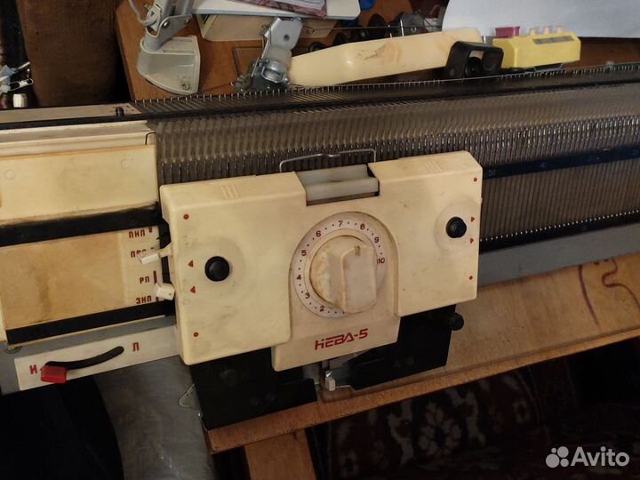 Вязальная машинка