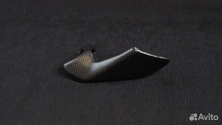 Карбоновая накладка защиты цепи Ducati 1199