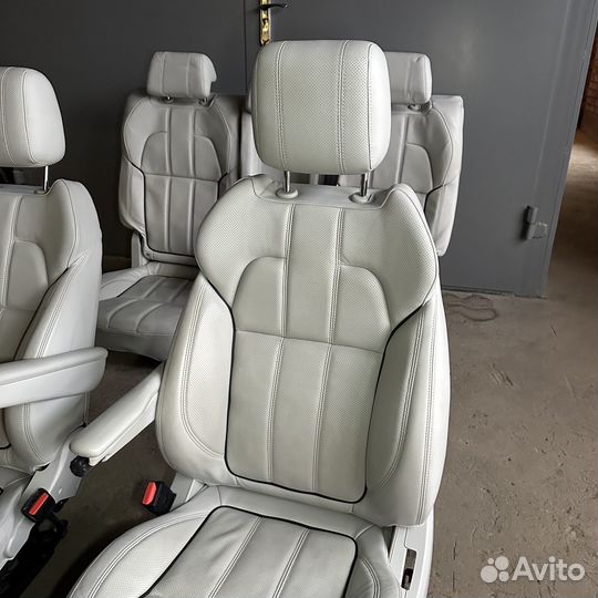 Комплект сидений Range Rover Sport 2 белый