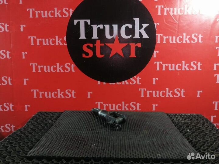 Крюк буксировочный Daf XF106