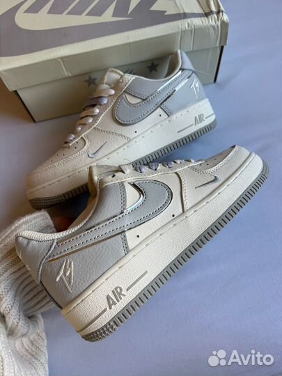 Кроссовки nike air force 1