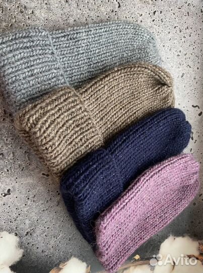Шапка новая женская вязаная