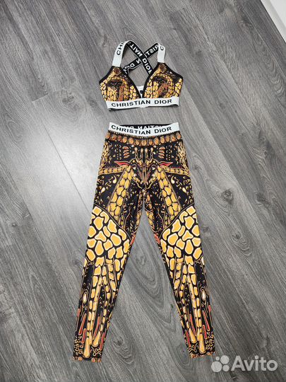 Костюм комбинезон фитнес