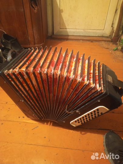 Гармошка старинная