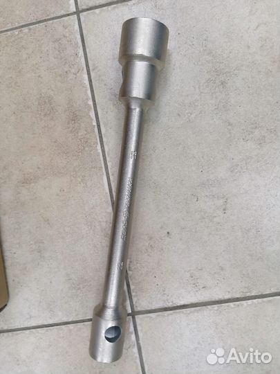 Ключ балонный 2-х сторон.кован. 22x38x400 Газель