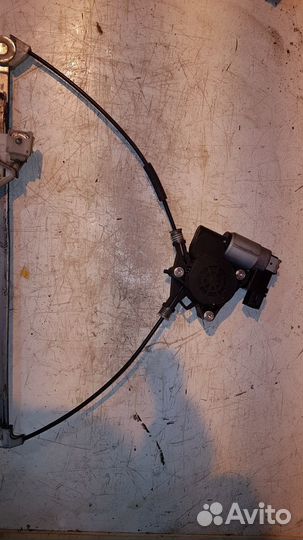 Стеклоподьемник mazda 3 BK