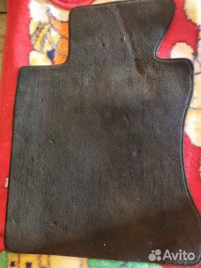 Автомобильные коврики резиновые