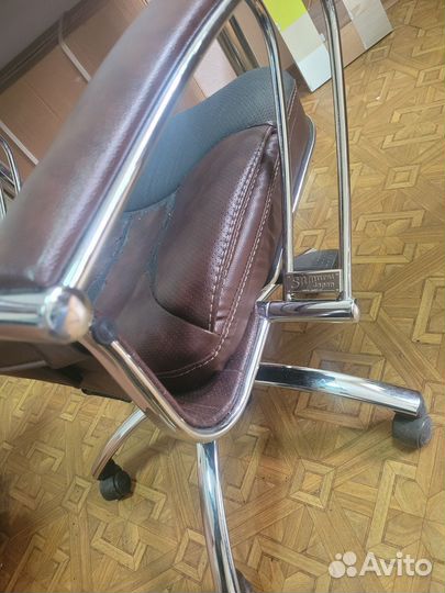 Кресло руководителя бу