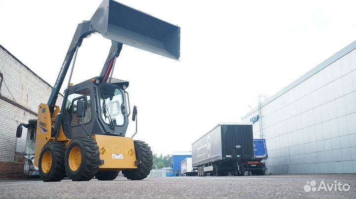 Мини-погрузчик Lonking CDM312, 2023