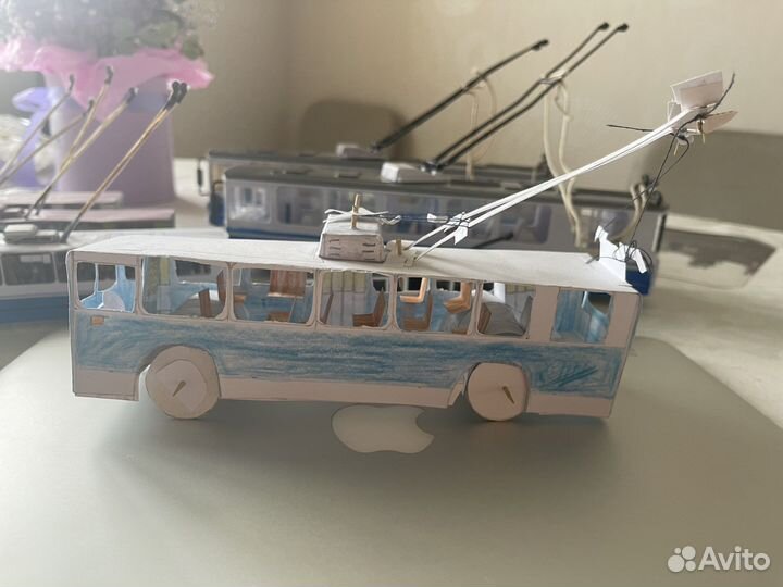 Модель троллейбуса зиу-682Г