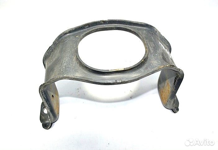 Кронштейн бака AdBlue mercedes-benz Actros MP4 184