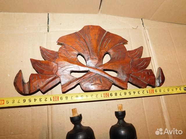 Красивое,резное навершие и 2 фрагмента декора