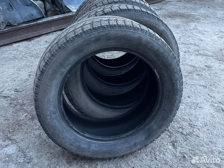 Bridgestone Blizzak VRX 205/55 R16