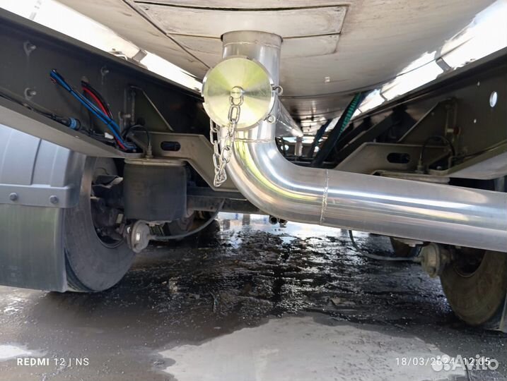 Полуприцеп пищевая цистерна Santi Молоковоз, 2018