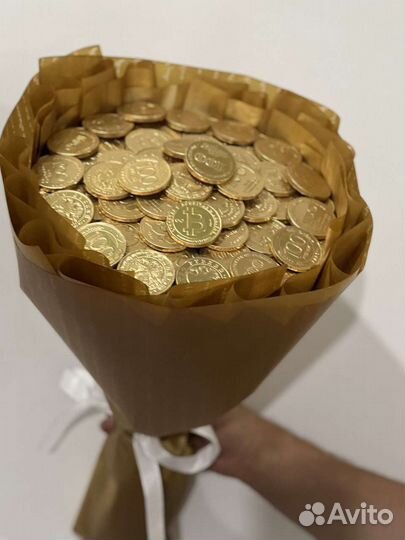 Сладкий букет из шоколадных монет