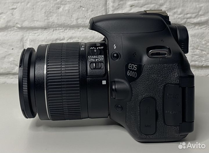 Canon 600D kit 18-55 10472 кадров