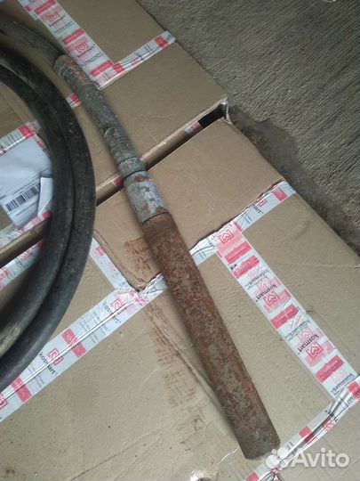 Вибратор глубинный