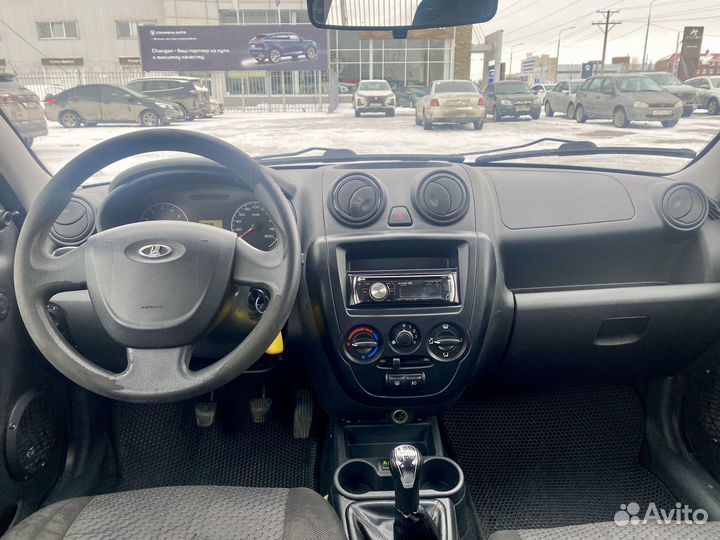 LADA Granta 1.6 МТ, 2012, 180 323 км