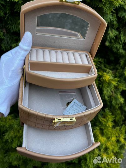 Шкатулка для украшений