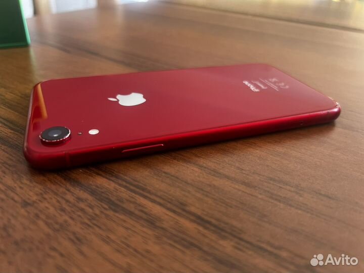 iPhone Xr, 64 ГБ