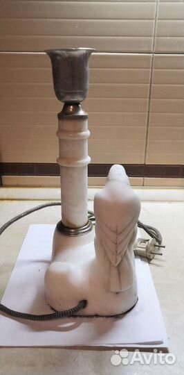 Лампа настольная из камня с орлом