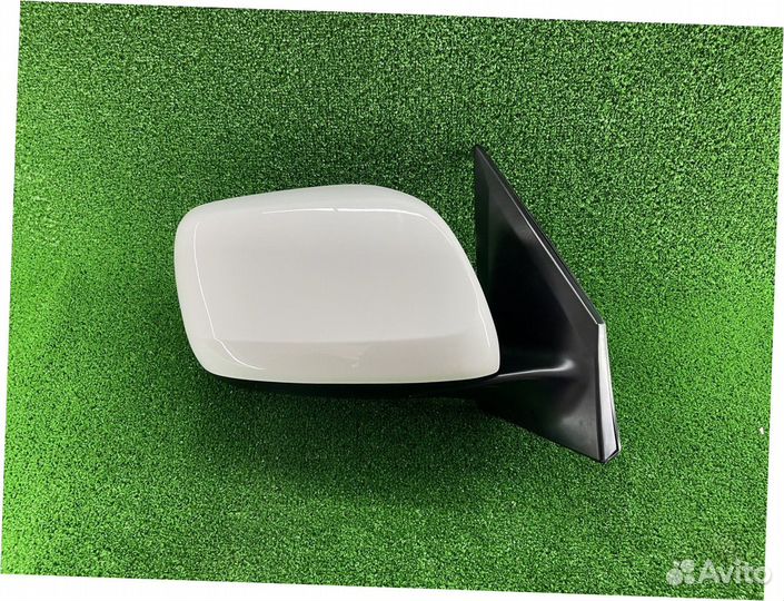 Зеркало правое Ленд Крузер 200