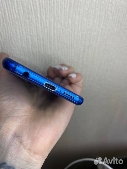 HUAWEI P20 Lite, 3/32 ГБ