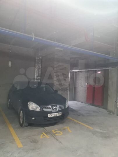 Машиноместо, 13 м²