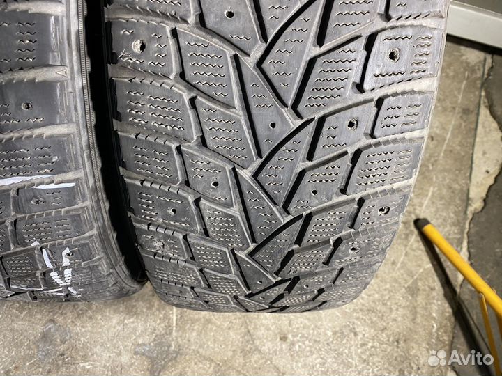 Dunlop SP Winter Ice 02 225/45 R17 94T