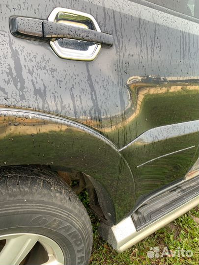 Двери задняя правая mitsubishi pajero 4