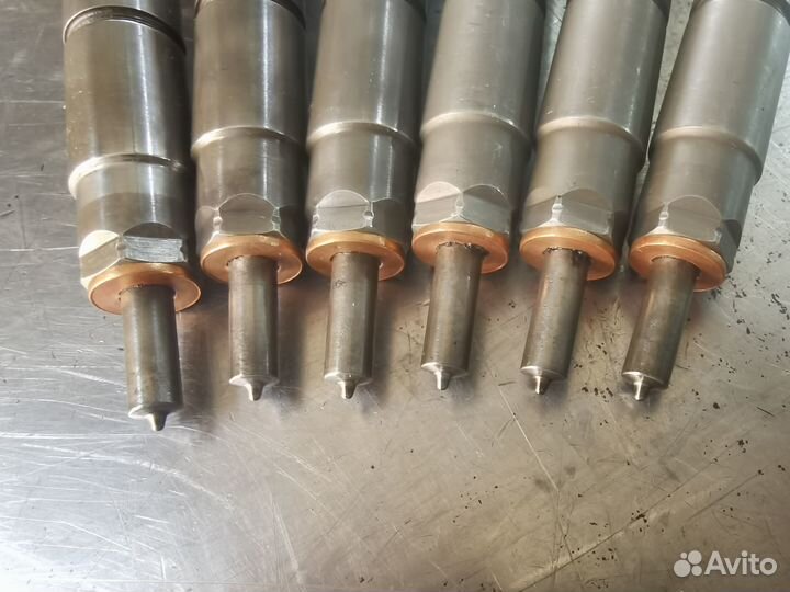 Форсунка топливная Land Rover Discovery IV 306DT