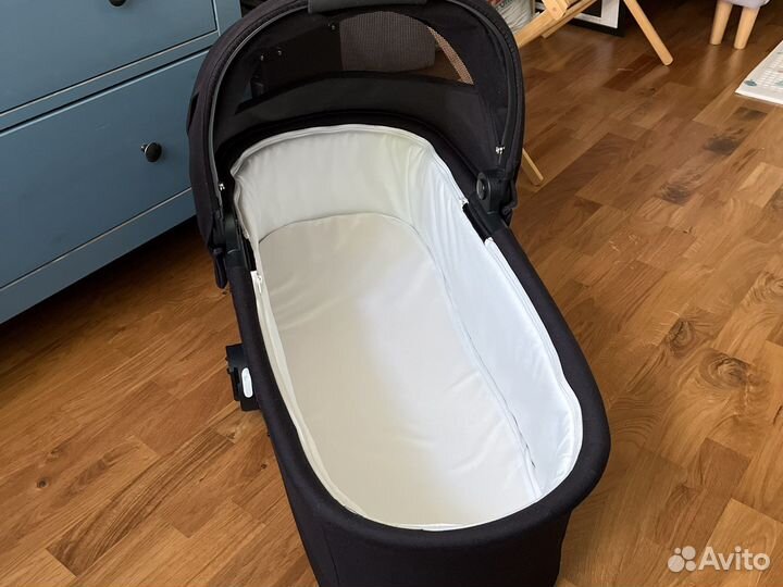 Люлька Cybex balios s lux deep black черная