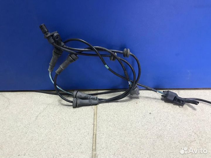 Дачик абс на Nissan Juke задний правый левый