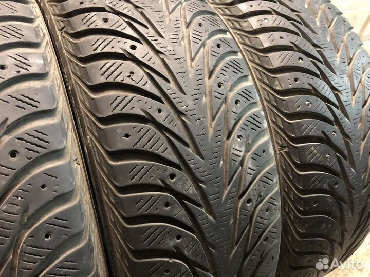 Yokohama IceGuard Stud IG65 215/60 R17 100T