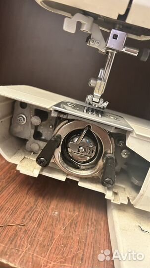 Швейная машина Brother
