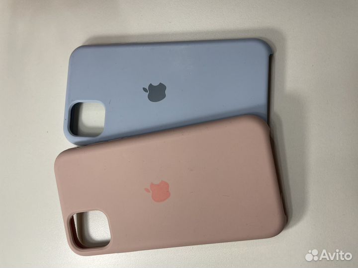 Чехол на iPhone 11