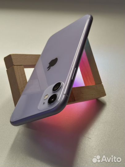 iPhone 11, 64 ГБ